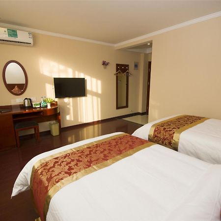Greentree Inn Guangxi Yulin Jincheng Commercial Building Shell Hotel Dış mekan fotoğraf