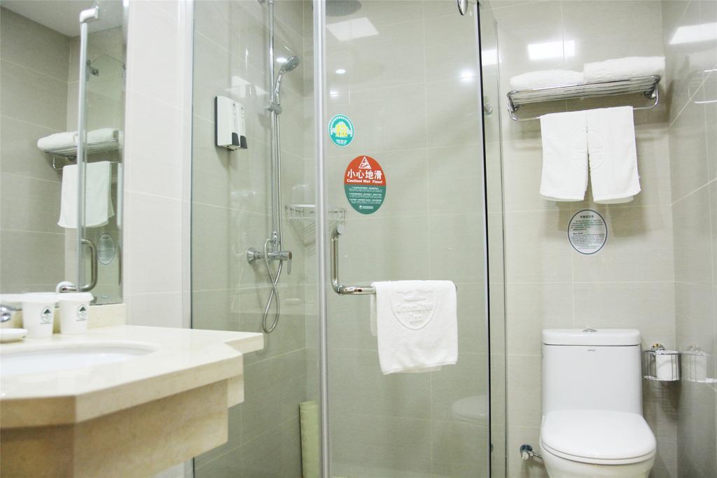 Greentree Inn Guangxi Yulin Jincheng Commercial Building Shell Hotel Dış mekan fotoğraf